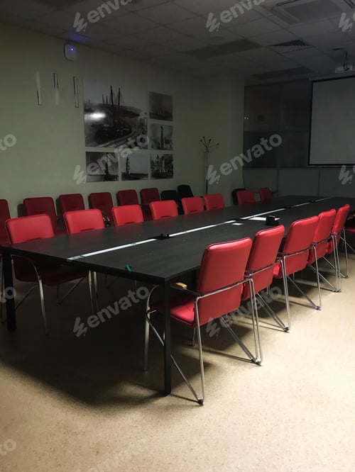 Preview: Empty office room with empty chairs