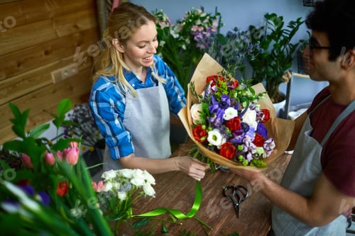 Preview: Working in flower shop