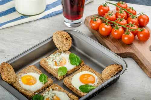 Preview: Baked Bull's-Eye Eggs
