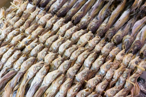 Preview: Dry salty fish for sell in Korean market