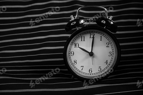 Preview: 10 o'clock