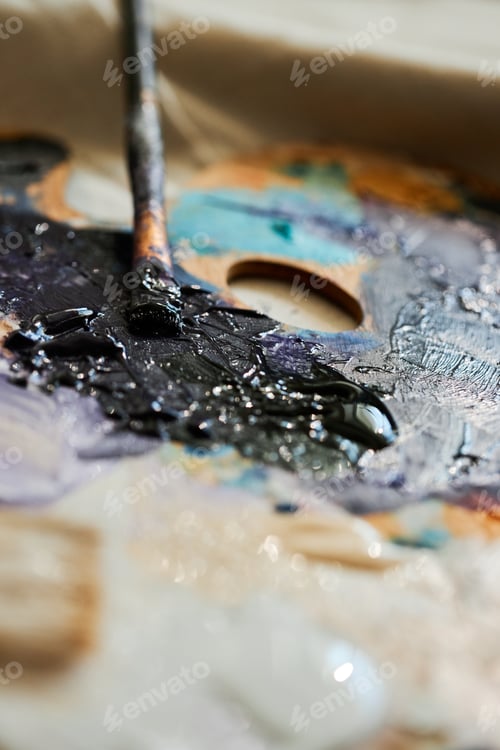 Preview: Old Paintbrush and Blue and White Acrylic Paints on Wooden Palette