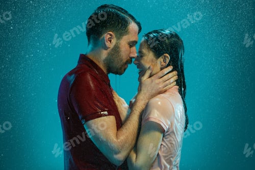 Preview: The Loving Couple In The Rain