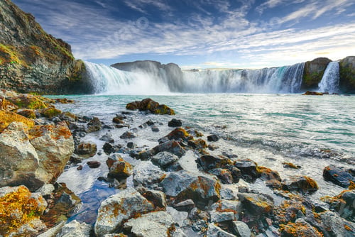 Preview: Fabulous scene of powerful Godafoss waterfall