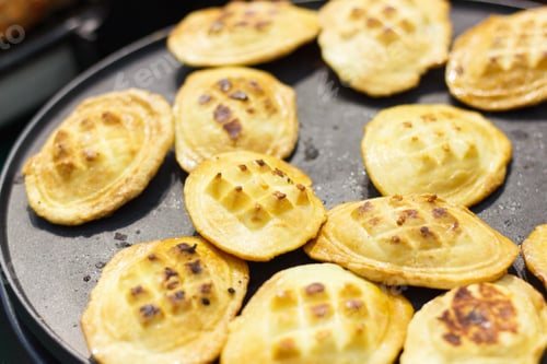 Preview: Grilled smoked sheep cheese. Traditional polish local food