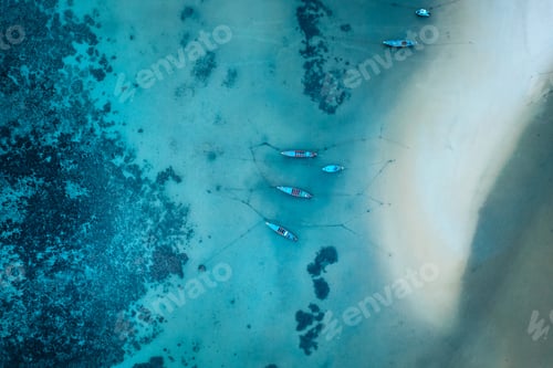 Preview: Tropical blue ocean form above