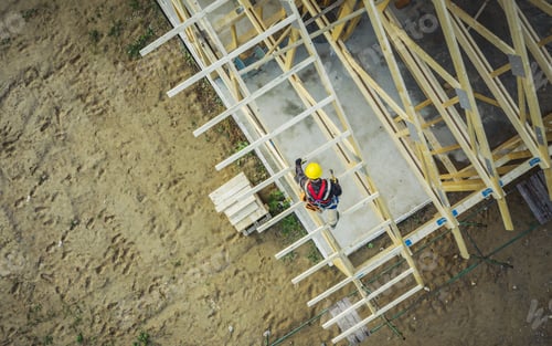 Preview: Contractor Building House Roof