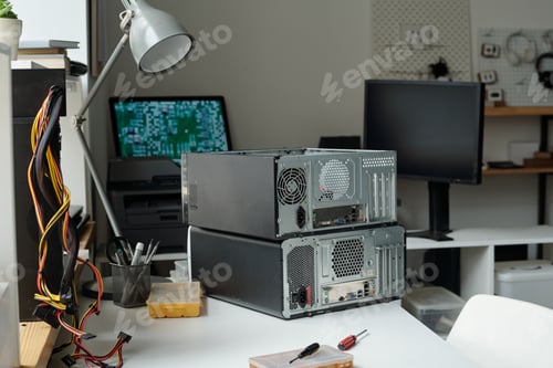 Preview: Computer hardware on engineer workplace