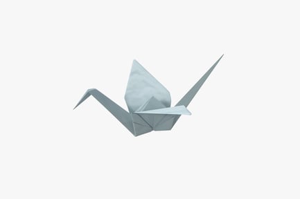 Preview: Origami crane with spread wings