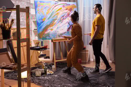 Preview: Man and woman painting