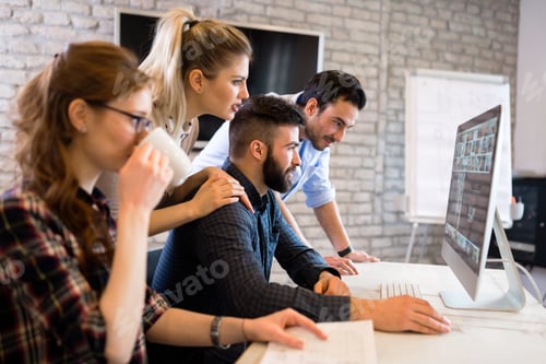 Preview: Picture of architects working together in office