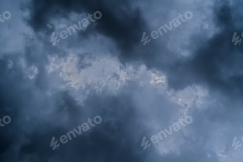 Preview: Dramatic Overcast Clouds