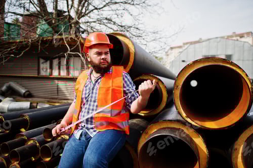 Preview: Beard worker man suit construction worker in safety orange helmet