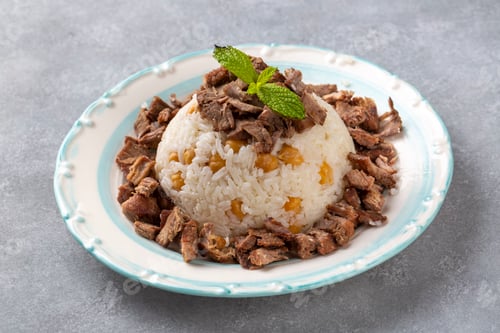 Preview: Roasted meat on rice (Turkish name; pilav üstü kavurma, kurban kavurma, nohutlu etli pilav)