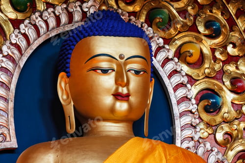 Preview: Sakyamuni Buddha statue in Buddhist temple