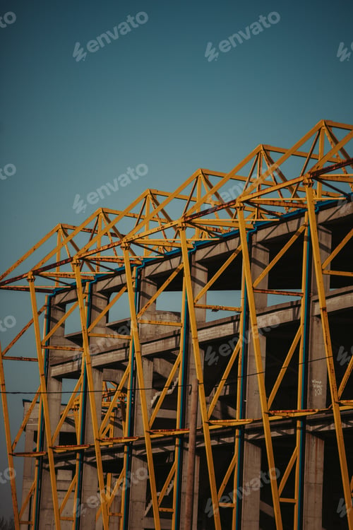Preview: Vertical shot of a steel structure building