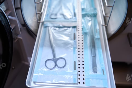 Preview: Top view of sterilizing medical instruments in an autoclave