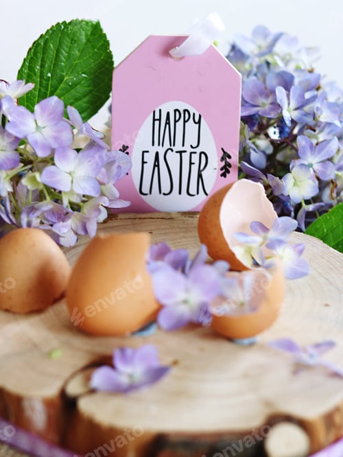 Preview: Eggs shell and flowers symbols of spring Holidays
