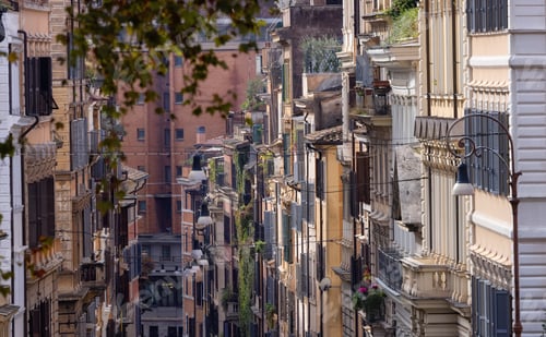 Preview: Old Historic Streets in Downtown Rome, Italy