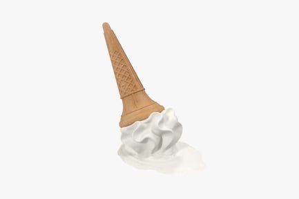 Preview: Waffle cone with whipped topping