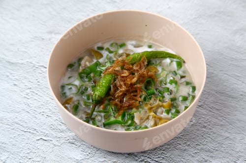 Preview: Freshly cooked Filipino food called Gising Gising