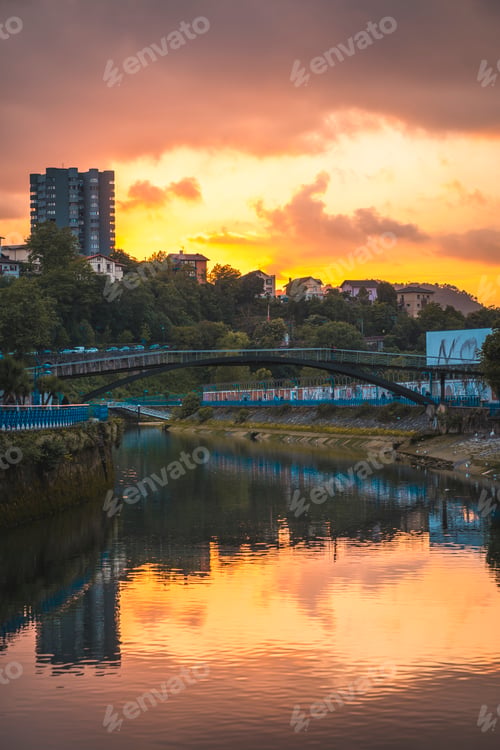 Preview: Sunset in the town of Errenteria, Gipuzkoa. First walks of the uncontrolled Covid-19 pandemic