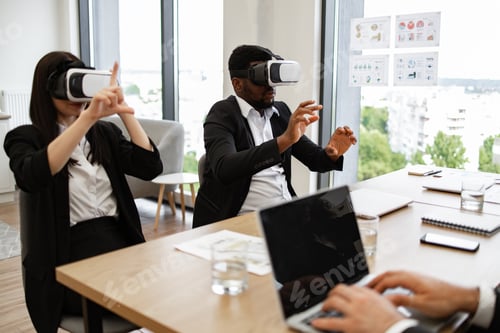 Preview: Business meeting with colleagues using virtual reality technology