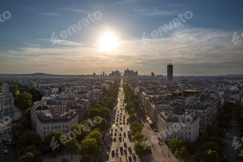 Preview: Avenue De La Grande Armee, Paris, France