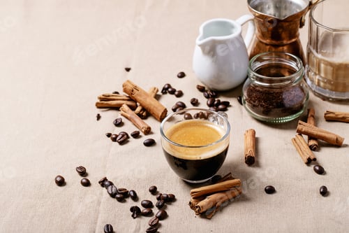Preview: Fresh coffee with cinnamon