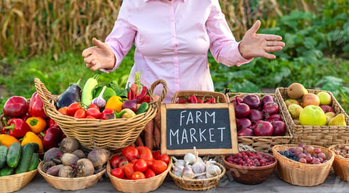 Preview: farmers market with vegetables. Selective focus.