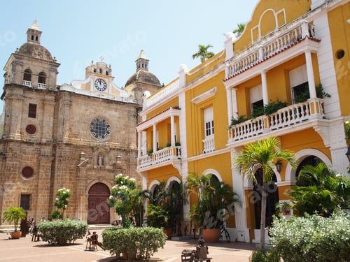 Preview: Church and a colonial building in the city of Cartagena, Colombia