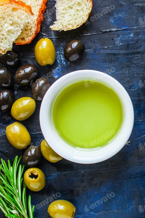 Preview: Olive Oil Appetizer Olives, Cold Pressed, Menu Concept Food Background. Top View. Copy Spaces For