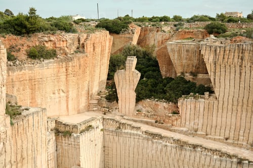 Preview: Picturesque view of ancient giant stone