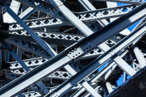 Preview: Modern Bridge frame closeup