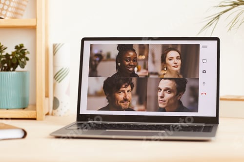 Preview: Online conference with friends