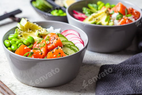 Preview: Poke bowl with salmon