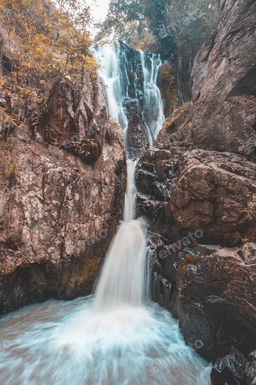 Preview: Waterfall colorful leaves in the summer is a beautiful waterfall with clear