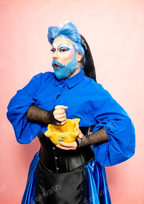 Preview: Content transgender with yellow mortar and pestle