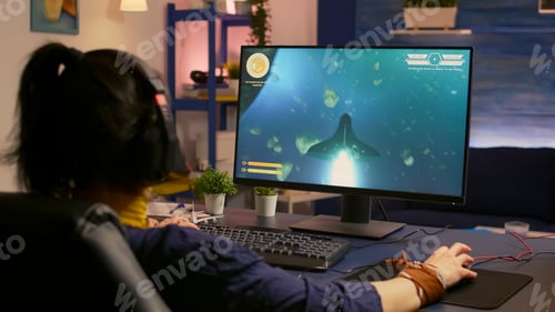 Preview: Videogame player losing space shooter competition