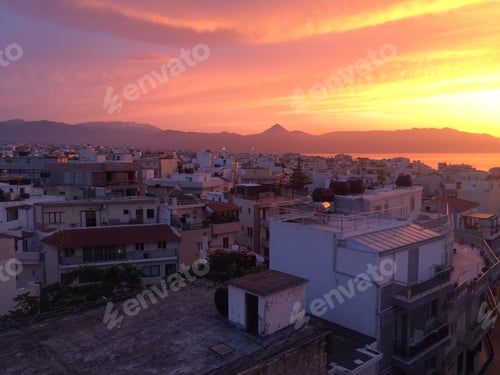 Preview: Beautiful shot of Heraklion, Crete at sunset