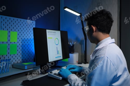 Preview: The atmosphere inside the laboratory has Scientists, chemists, biologists, researchers, Scientists s