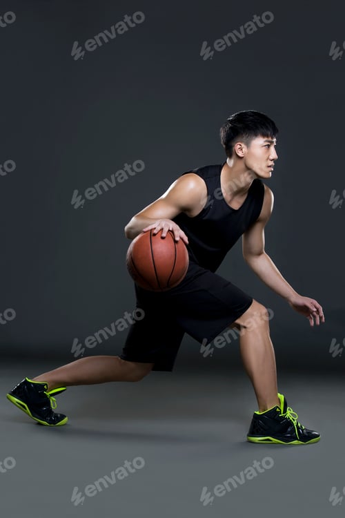 Preview: Young man playing basketball