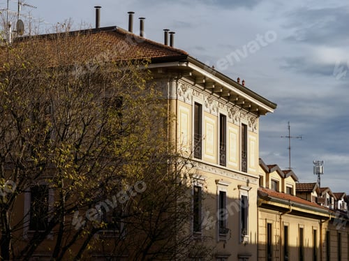 Preview: Residential buildings along via Biondi in Milan