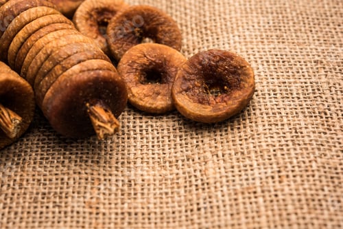 Preview: Indian Anjeer or Dried Figs is a healthy Dry Fruit
