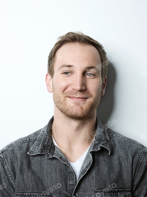 Preview: Portrait of smiling young man