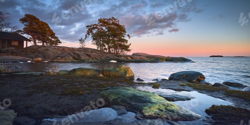 Preview: March evening in Kallahdenniemi.