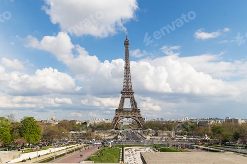 Preview: Eiffel Tower in Paris, France