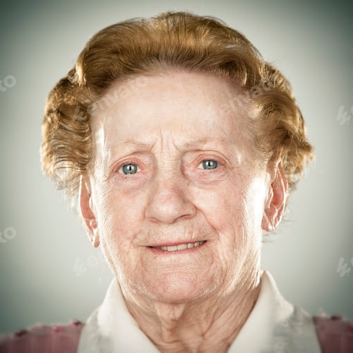 Preview: Portrait of an elderly lady