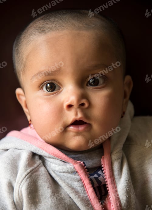 Preview: Portrait of a smiling baby.