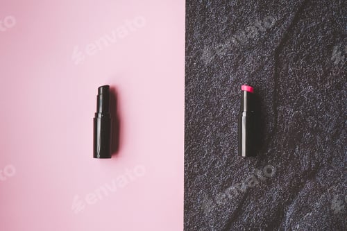 Preview: Conceptual image about the opposites in the female taste of makeup